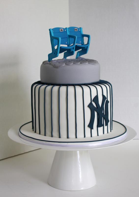 New York Yankees Inspired Cake  Yankee cake, Yankees birthday
